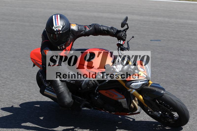 Archiv-2022/51 10.08.2022 Freeride Training ADR/Medium/40